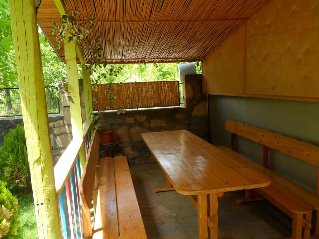 Guest House Nataly Yeghegnadzor Exteriér fotografie